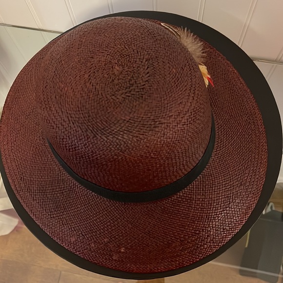 Straw women’s done hat - Picture 2 of 4